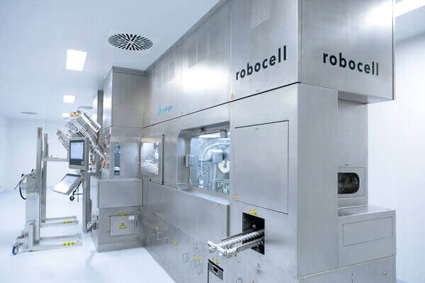 robocell - sterile Abfüllung von Pharmazeutika: vollautomatische, robotergestützte Abfüllanlage für flüssige oder gefriergetrocknete Produkte